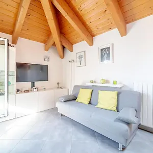 https://marina-di-sestri-wonderful-penthouse.hotelitalianriviera.com